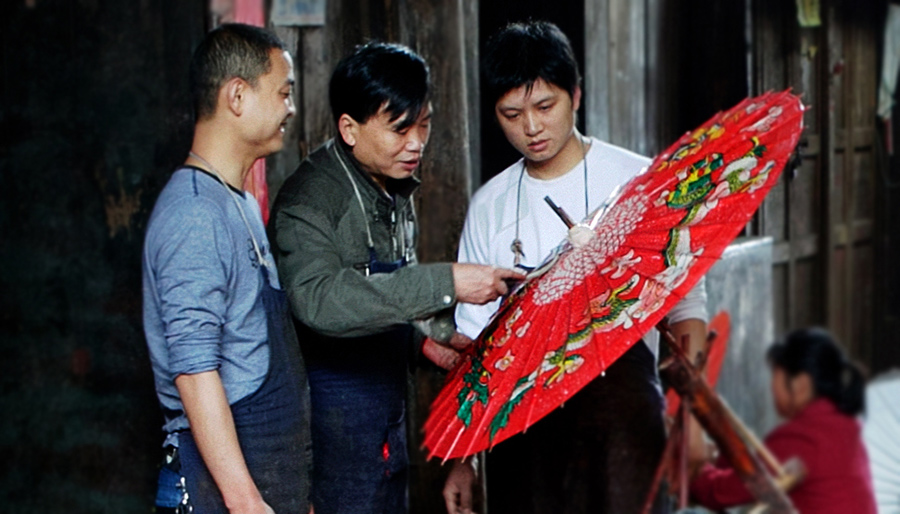 非遺國(guó)家級(jí)傳人畢六福授徒照片2.jpg